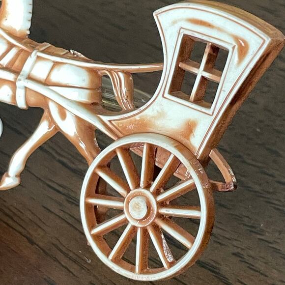 Vintage Celluloid Horse Drawn Carriage Ring? Oversized Plastic 1930s 1940s READ - Picture 7 of 8